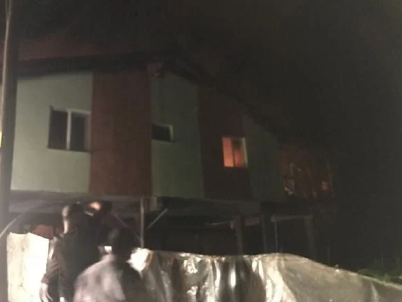 Bartın'da korkutan ev yangını! Cayır cayır yandı - Resim: 1