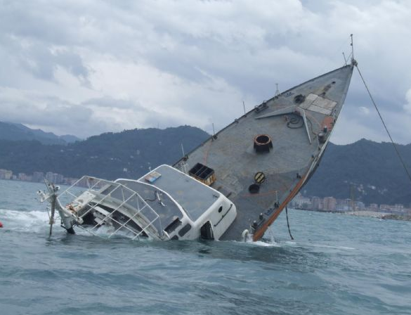 Rize'de gemi battı... - Resim: 3
