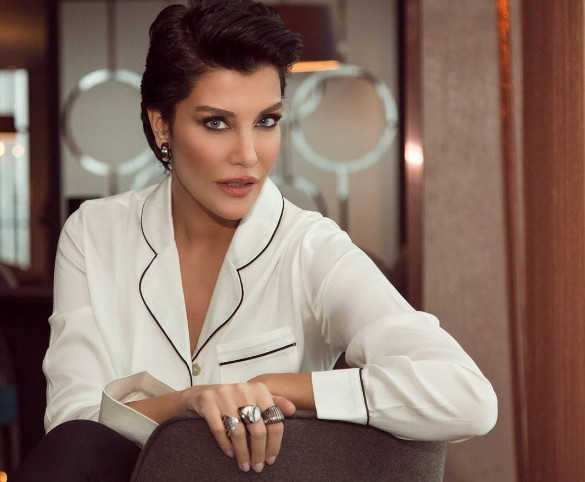 Deniz Akkaya'nın yüzüne bakın ne olmuş öyle! - Resim: 3