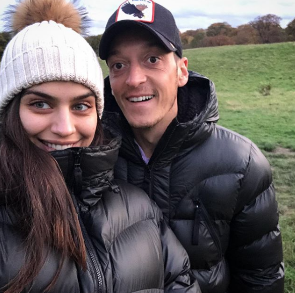 Amine Gülşe Mesut Özil çiftinin bebeğinin cinsiyeti belli oldu! - Resim: 1