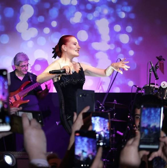 Candan Erçetin bilinmeyen hastalığını ilk kez itiraf etti! Herkes şok oldu - Resim: 1