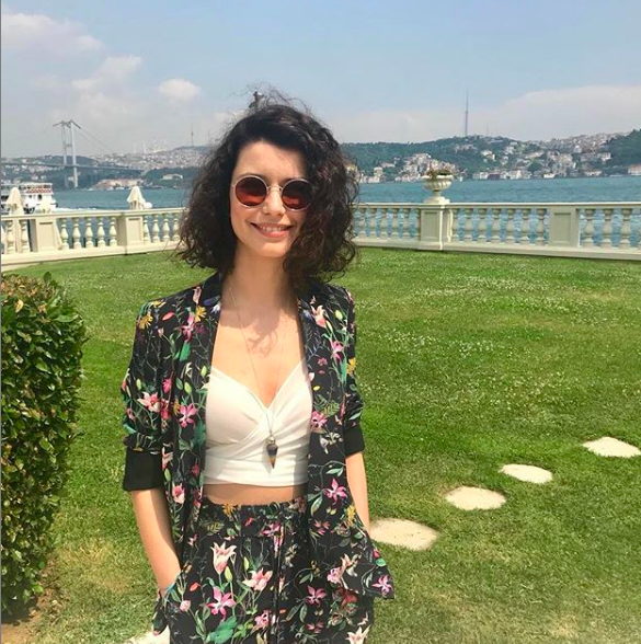 Beren Saat bombası patladı! Bakın Hazal Kaya'nın düğününe neden gitmemiş! - Resim: 3