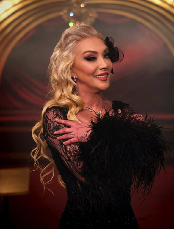 Şarkıcı Güllü roman havası oynarken düşüp ölmüş! Şoke eden olayı en yakını anlattı - Resim: 2