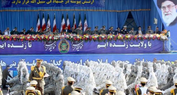 Ahmedinenjat bu silahlarla meydan okudu! - Resim: 2