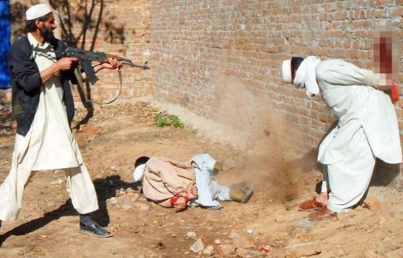 Bir oradan bir buradan bomba kareler - Resim: 1