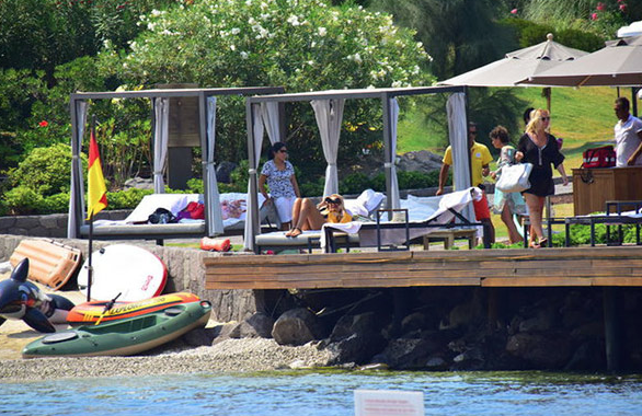 Işıl Reçber sezonu açtı tüm bakışları üzerinde topladı! - Resim: 2