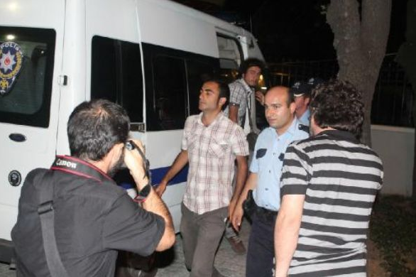 Karaköy vapurunu işgal ettiler - Resim: 4