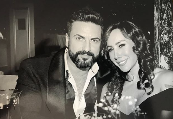 Denizde aşka geldiler! Ünlü çift kamerala böyle yakalandı - Resim: 2