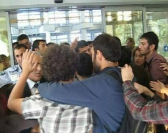 Cemil Çiçek protestosu üniversiteyi karıştırdı! - Resim: 3