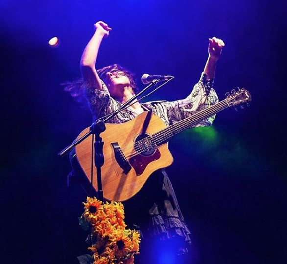 Kalben'den İbrahim Tatlıses tepkisi: Kadını silahla vuran bir adamın şarkısını söylemem - Resim: 1