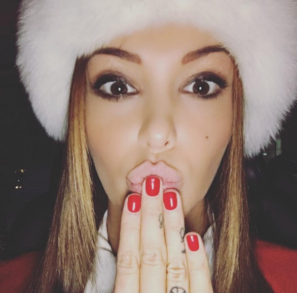 Kim Kardashian'ı salladı! O güzelin Instagram pozları... - Resim: 3