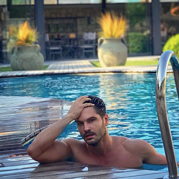 Tolgahan Sayışman'ın son haliyle tüm imajı yerle bir oldu kas değil göbek - Resim: 1