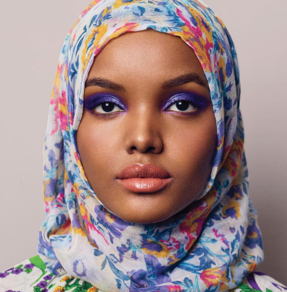 Dünyanın ilk tesettürlü mankeni vize engeline takıldı! Halima gelemiyor - Resim: 4