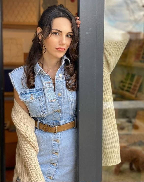 ATV Kalp Yarası Ayşe rolündeki Yağmur Tanrısevsin'in büyük heyecanı! - Resim: 1