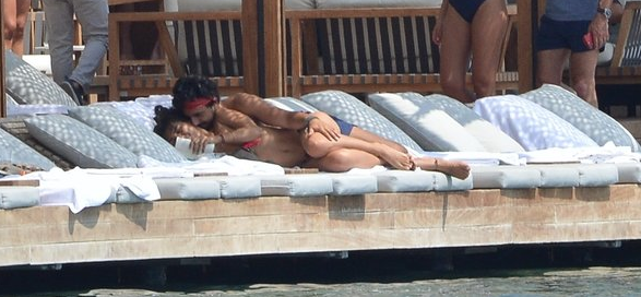 Kavga dedikodusu fos çıktı! Öpücüklere boğdu - Resim: 3