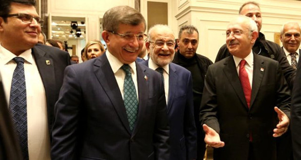 AK Parti'den Davutoğlu, Kılıçdaroğlu ve Karamollaoğlu'nun fotoğrafına ilk yorum - Resim: 0