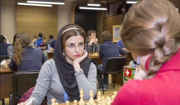 Başörtüsü takmadığı için milli takımdan çıkarıldı - Resim: 2