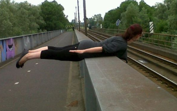 Saçma çıgınlık dur durak bilmiyor! - Resim: 3