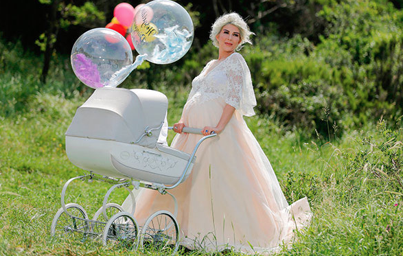 Nazlı Hamarat 5 günlük bebeğiyle dışarı çıktı olay oldu - Resim: 2