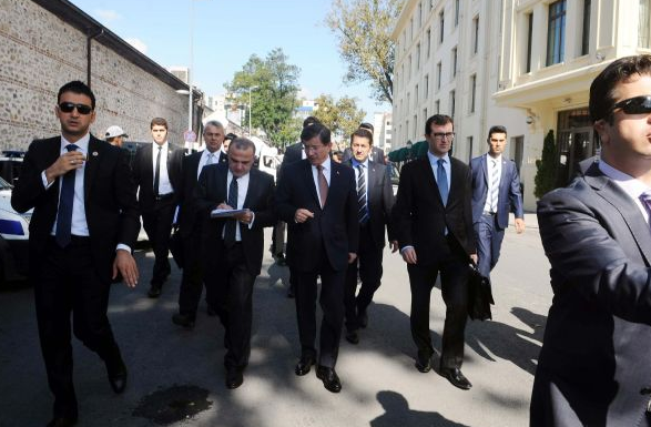 Davutoğlu'nun tercihi herkesi şaşırttı - Resim: 4