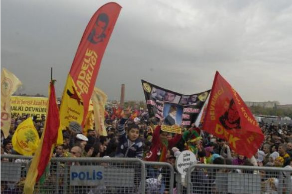 BDP çözüm önerileriyle yine çizmeyi aştı! - Resim: 3