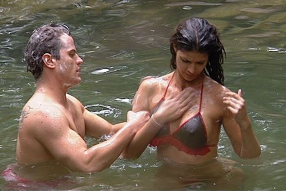 Alman Survivor seyirciyi şaşırtıyor! - Resim: 1