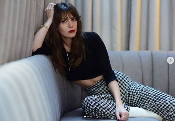 Babil'in yıldızı Aslı Enver reklamdan kazandığı parayla dudak uçuklattı! - Resim: 1