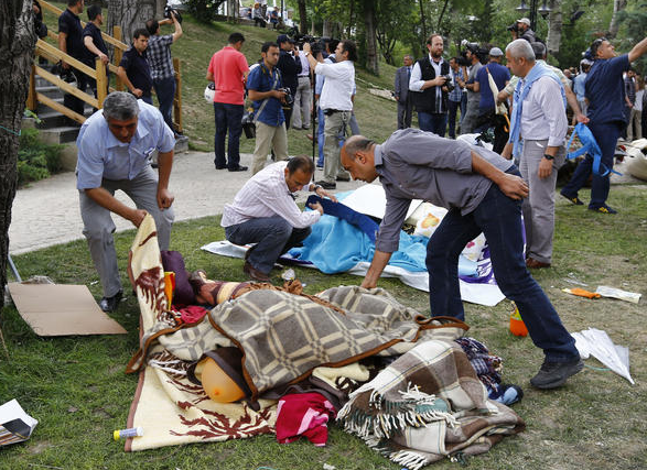 Ankara'daki 'Gezi' çadırları toplatıldı - Resim: 1
