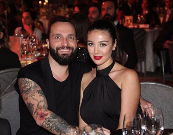 Mini elbisesi olay olmuştu! Berkay'ın eşini çıldırtan yorum - Resim: 1