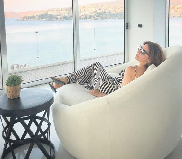 Özlem Kaymaz ilk kez Fikret Orman’ın fotoğrafını paylaştı!  - Resim: 2