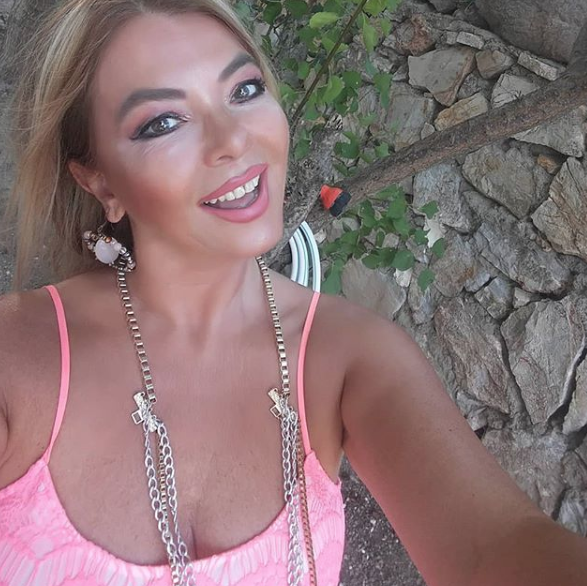 Yeşilçam'ın güzeli Nil Ünal hayatının şokunu yaşadı sevgilisinin yaptıkları inanılmaz - Resim: 2