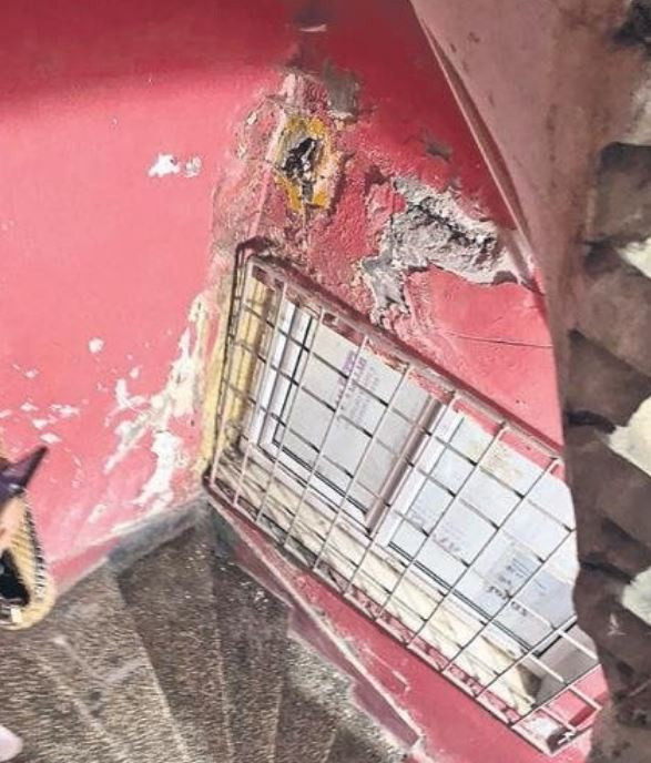 Burada insan değil hayvan yaşayamaz! Öğrencilere verdikleri eve bakın! Fiyatı da kendisi gibi korkunç - Resim: 0