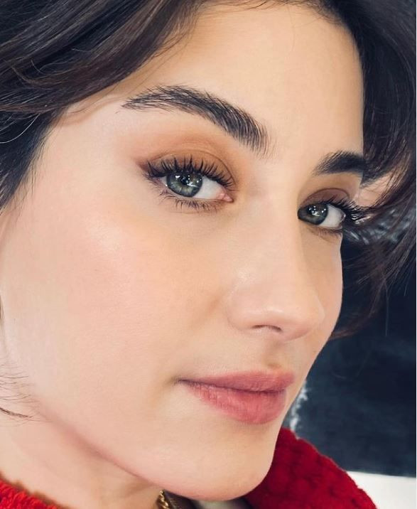 Hazal Kaya'dan 'küfür' çıkışı: Sadece kadınlar ve LGBT'ler edebilsin, erkekler kullanmasın - Resim: 4