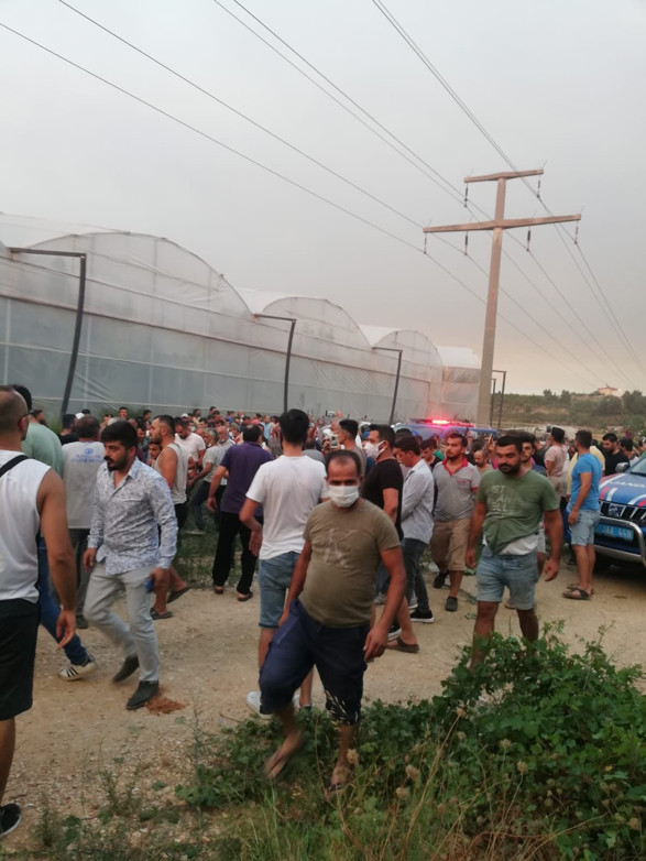 Antalya'da yangını çıkardıkları düşünülen kişilere linç girişimi - Resim: 0