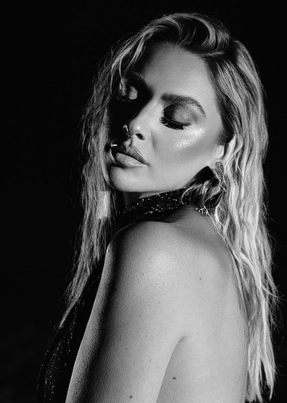 Aşk dedikodusu hızla yayılıyor! Hadise, Galatasaray'ın yıldızına gönlünü kaptırdı deniyor - Resim: 4