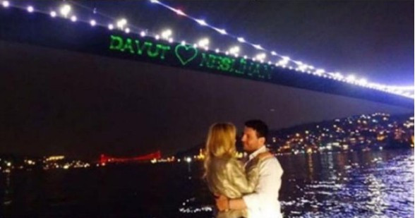 Davut Güloğlu 23 yaş küçük sevgilisi için öyle bir şey yaptı ki! - Resim: 2