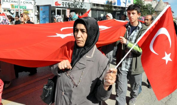 İki eşini de teröre kurban verdi - Resim: 4