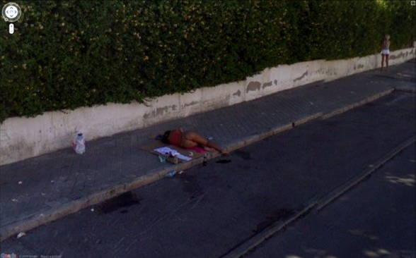 Google'ın kameralarına yakalananlar - Resim: 1