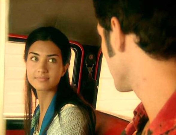 Onu tanıdınız mı şimdilerin en ünlü oyuncuları bu rolle başlamış - Resim: 3