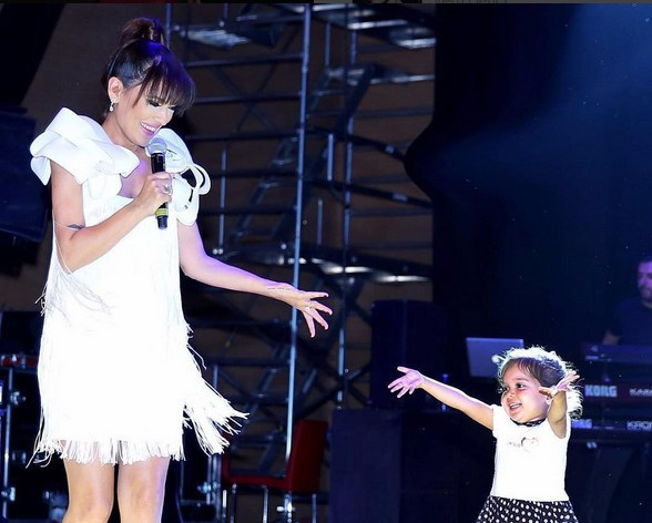 Demet Akalın'dan bebek müjdesi - Resim: 2