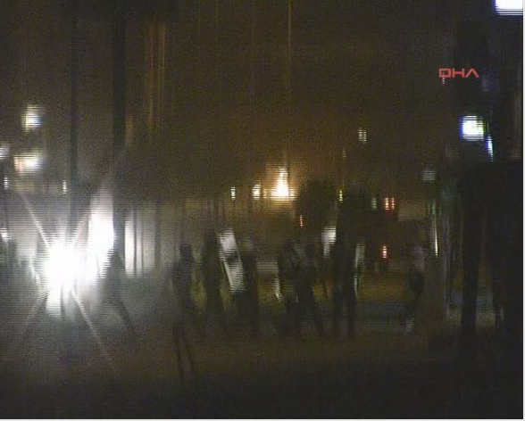 Cizre sokakları savaş alanına döndü - Resim: 3