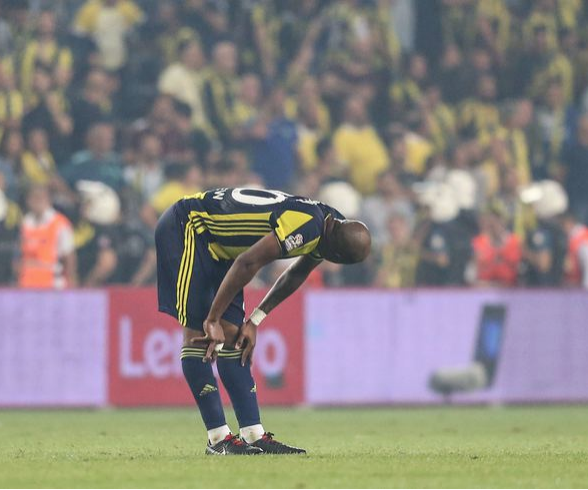 Andre Ayew'e büyük şok! Kadro dışı kaldı - Resim: 2