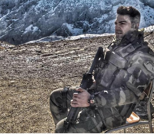 Şehit polis Dündar'ı son yolculuğuna 15 bin kişi uğurladı - Resim: 4