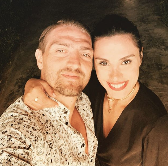 Caner Erkin'le kavga mı ettiler Şükran Ovalı açıkladı: Üzülerek söylüyorum ki... - Resim: 1