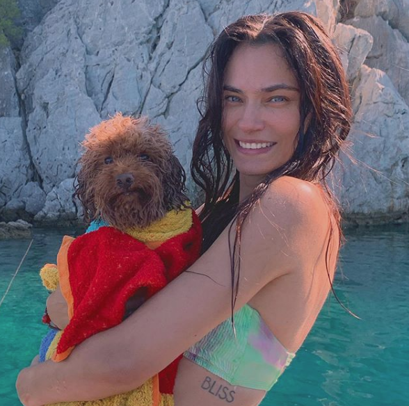 Eşi ile ABD'ye yerleşen Saadet Işıl Aksoy'un hamile olduğu ortaya çıktı - Resim: 1