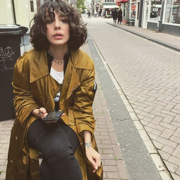 Selin Şekerci bikinili görüntülendi! Aldığı kilolarla takipçilerine pes dedirtti - Resim: 1