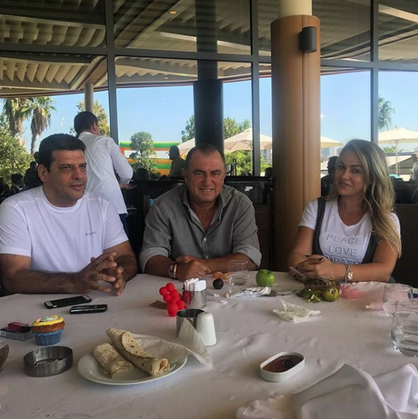 Yeliz Yeşilmen'in kocası Ali Uğur Akbaş'ın çıplak fotoğrafları ifşa oldu - Resim: 4