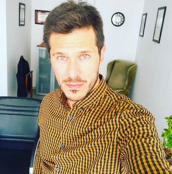 Kıvanç Tatlıtuğ'un kendinden yakışıklı kuzenine bakın olay! - Resim: 2