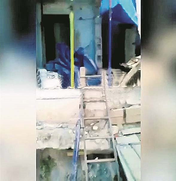 Ne var bu esrarengiz kırmızı evde? İçeriden ilk görüntüler - Resim: 3