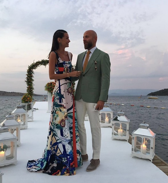 Doktorlar dizisinin Ela'sıydı! Zengin eşi ile hayatı değişti - Resim: 4